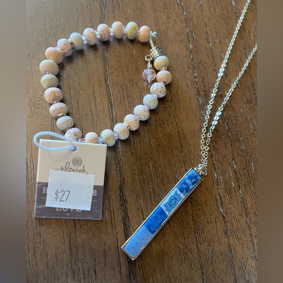 Handmade clay necklace and bracelet - Picture 3 of 4